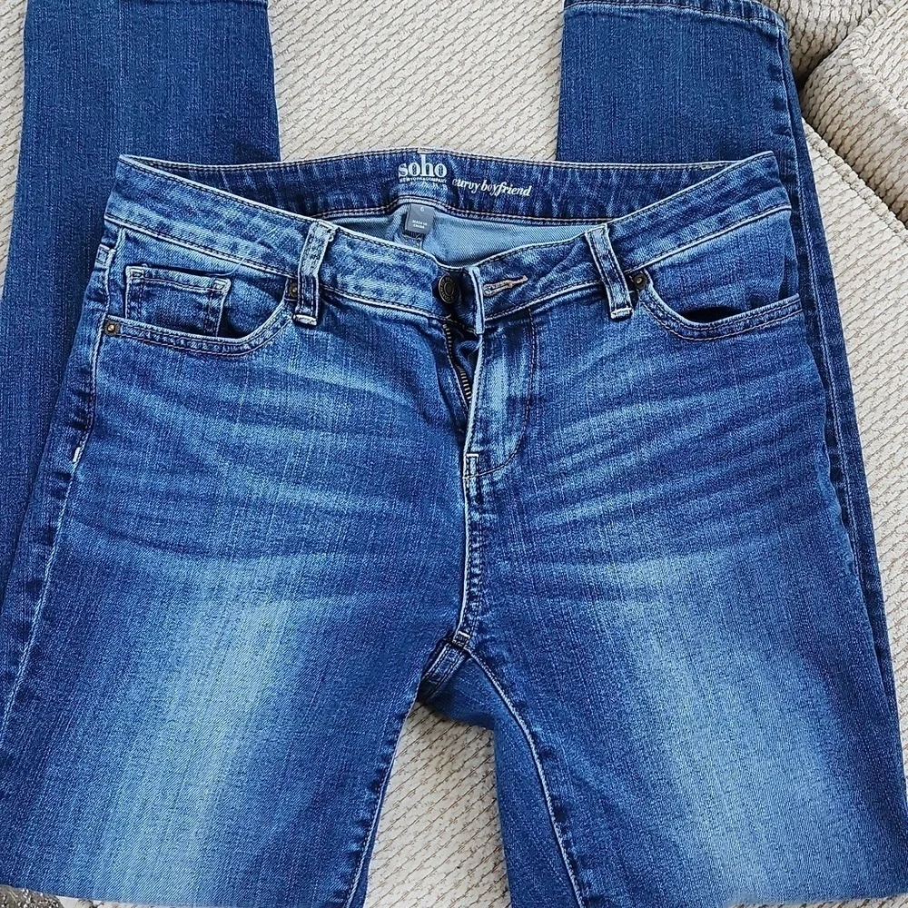Soho Women's Straight Leg Blue Jeans, Size 6